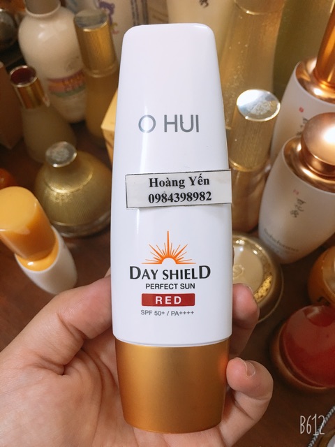 Kem Chống Nắng OHUI Day Shield Perfect Sun Red/ Black SPF50+/PA++++ (Date: 03/2023)