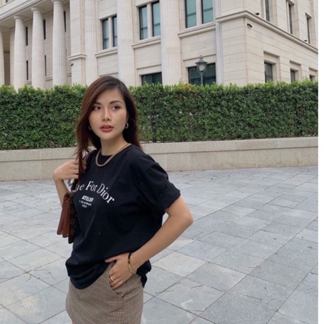 Áo phông nữ dáng rộng oversize tay lửng in chữ Die for Di.or Mia Ritta A2088 Feedback KH