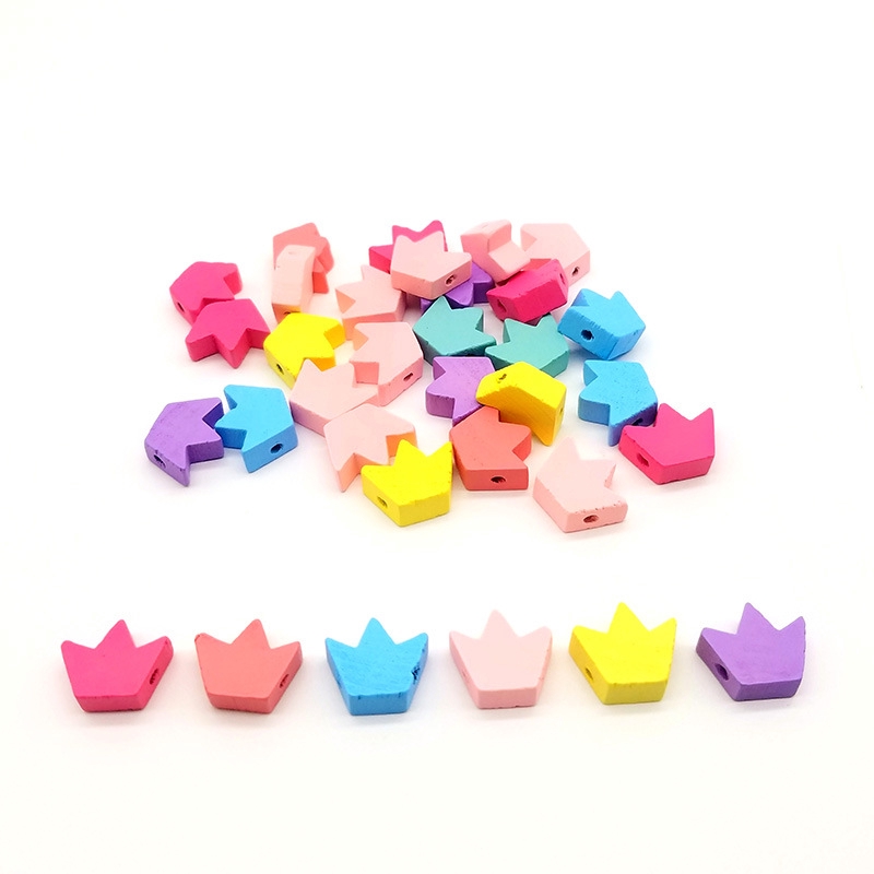 Set 100 Hạt Gỗ Khắc Chữ Cái / Số / Vương Miện Màu Sắc Ngẫu Nhiên Dùng Để Làm Vòng Tay