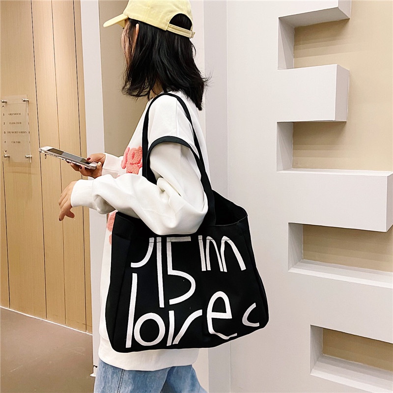 Túi Xách Canvas Sức Chứa Lớn In Chữ One Piece Cho Nữ