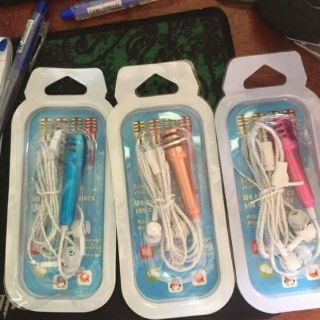 Micro mini hát trên điện thoại