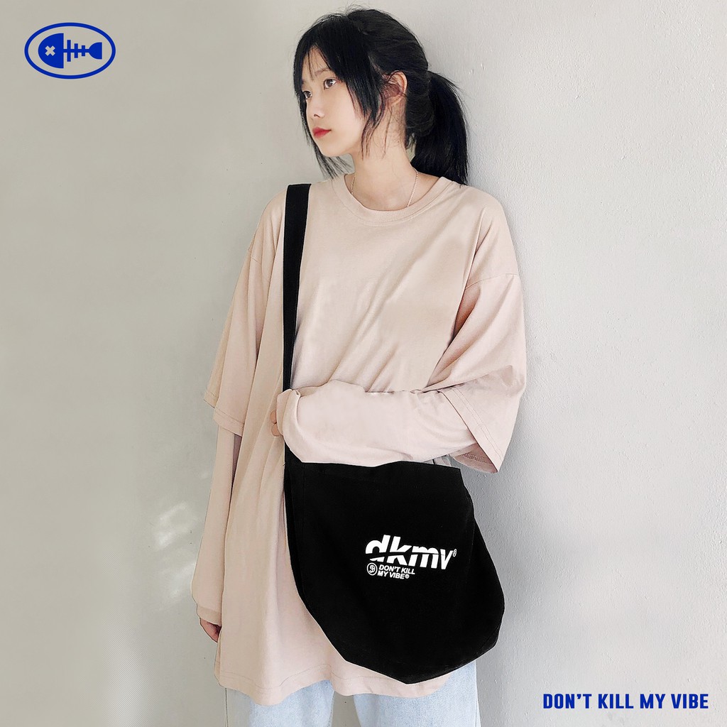 DKMV Túi đeo chéo Logo - MÀU ĐEN/ Túi đeo chéo vải thời trang Black Logo Canvas Bag