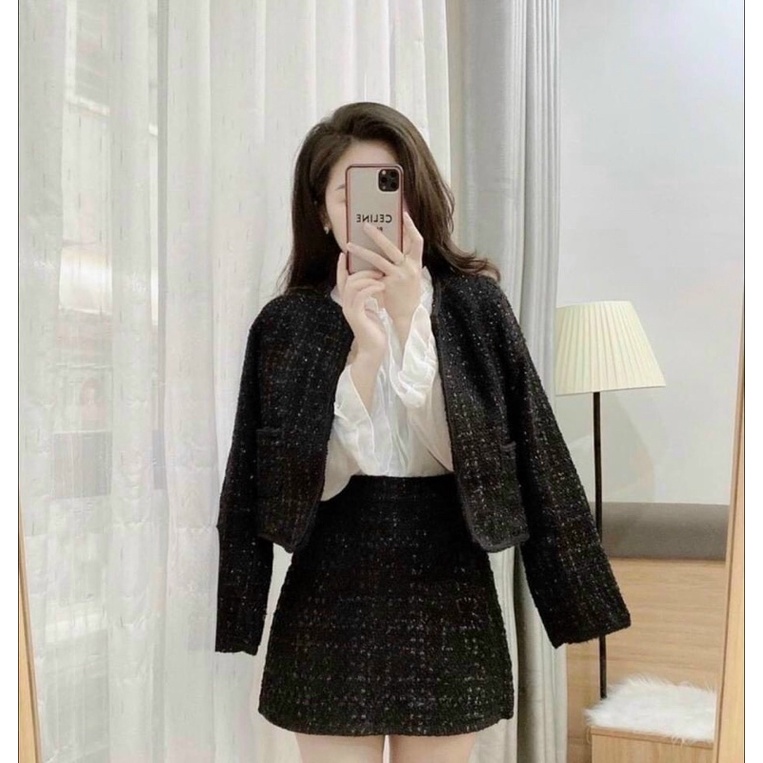 Set khoác dạ đen + áo sơ mi voan cổ bèo + chân váy chữ a có lót quần cực sang chảnh