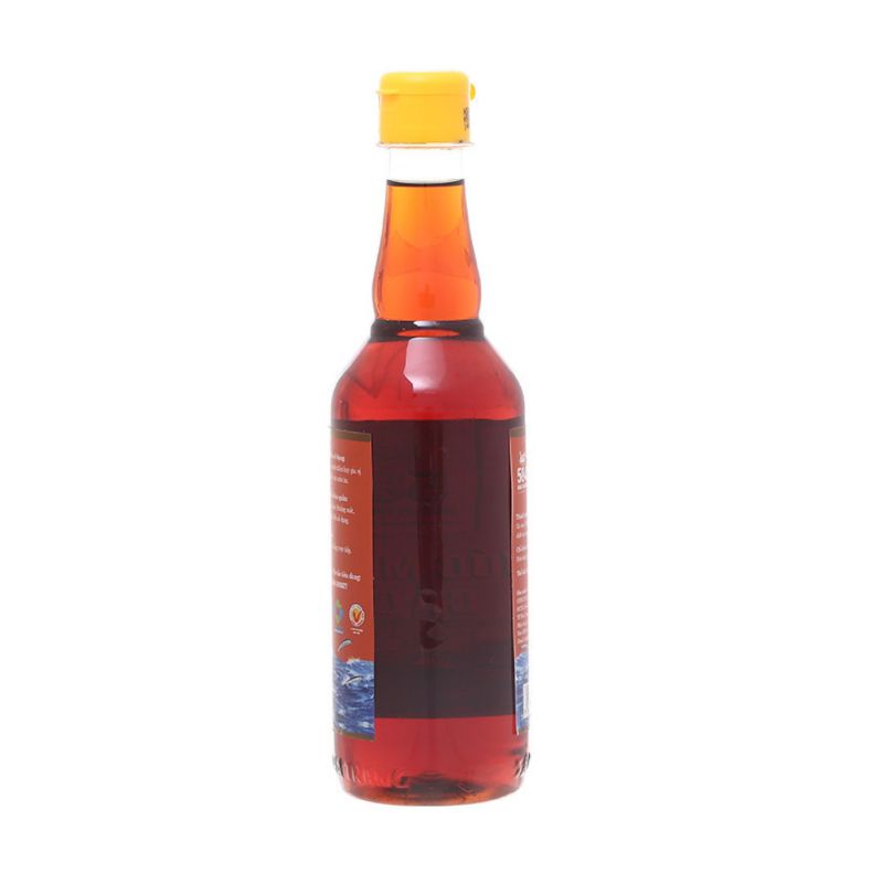 Nước mắm nhĩ cá cơm 584 Nha Trang 30 độ đạm chai 500ml date mới