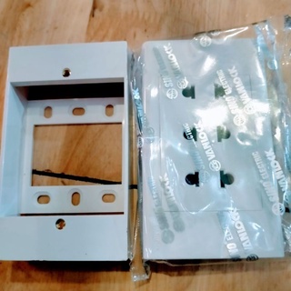 Ổ cắm điện Vanlock + đế nổi/ đế âm