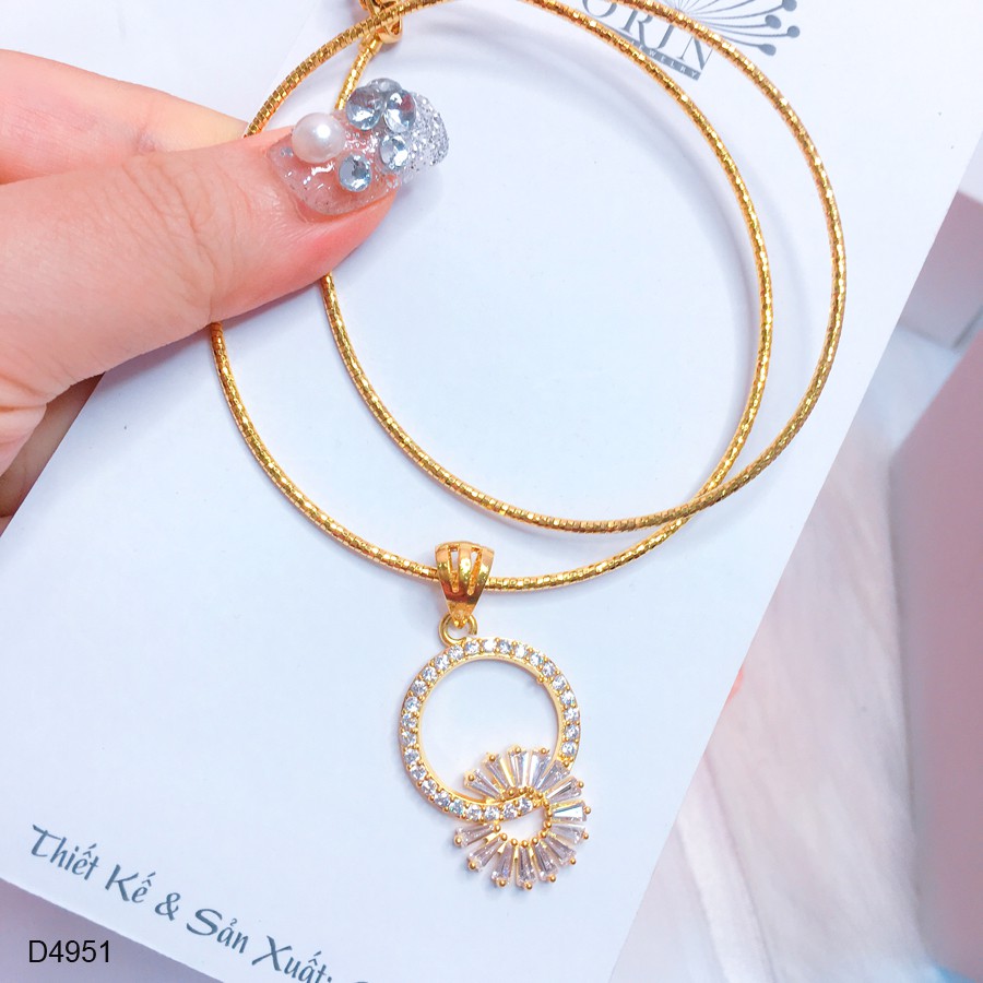 Kiềng cổ nữ dẻo dạng nhuyễn mặt tròn cách điệu đính đá thiết kế cao cấp Orin D4951