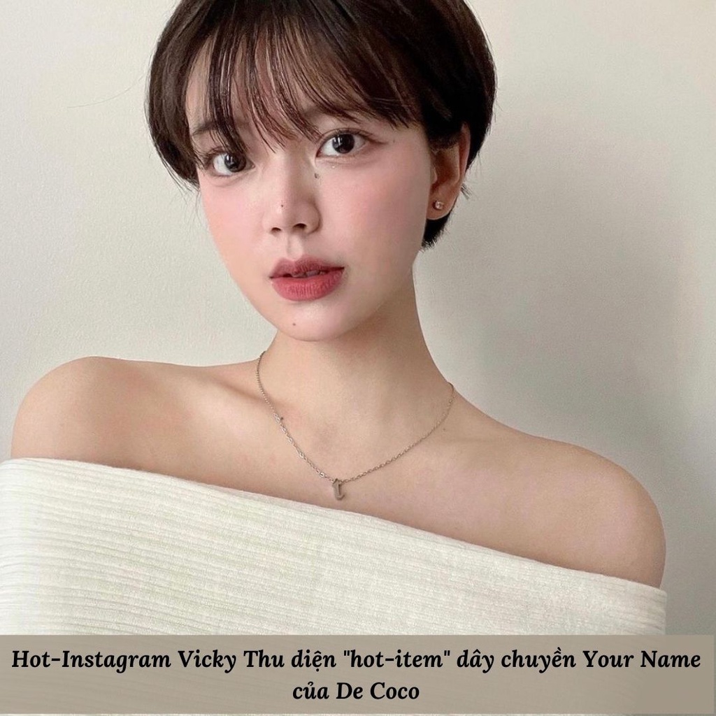 [Mã SKAMFSW175 giảm 10K đơn 50K] [KHÔNG ĐEN GỈ] Vòng cổ titan mặt chữ cái Your Name De Coco decoco.accessories