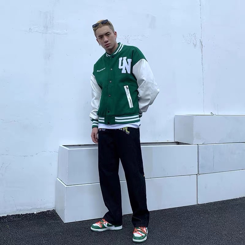 Varsity xanh rêu dạ bông UN