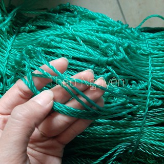 Lưới chắn sân bóng. 4x20m