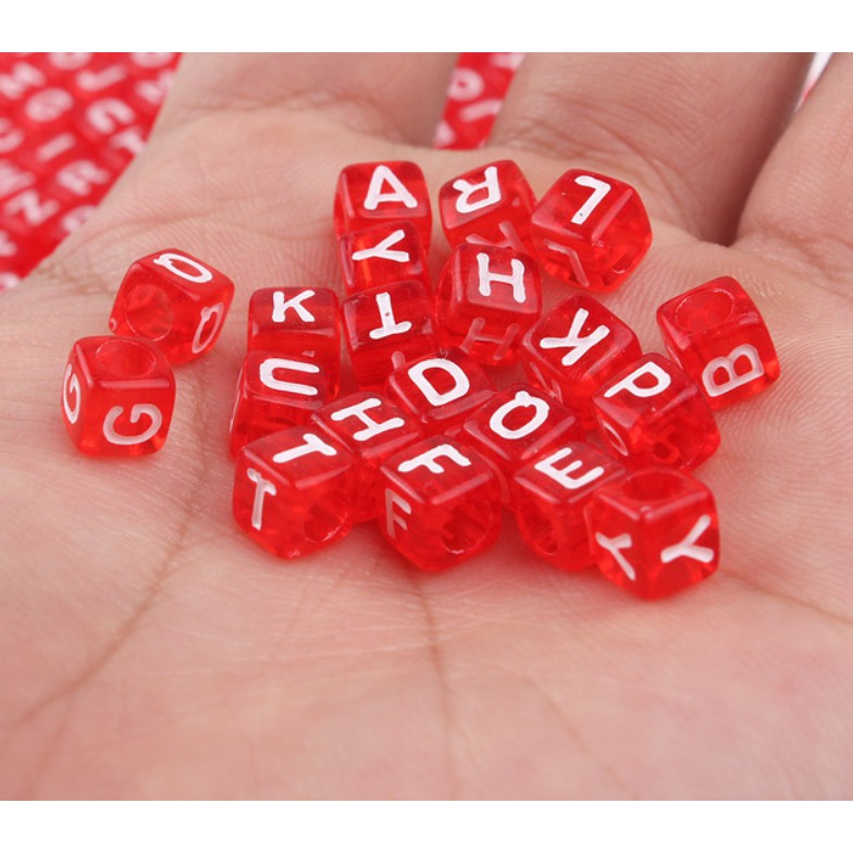 Set 100 hạt vuông 6mm 26 chữ cái nhiều màu sắc dùng để làm đồ trang sức thủ công