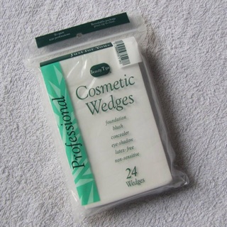 Mút tán nền 24 miếng Cosmetic wedges
