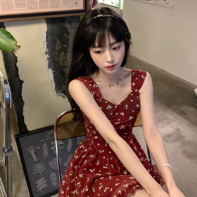 Đầm hai dây nữ ôm eo màu đỏ họa tiết hoa trắng thời trang mùa hè