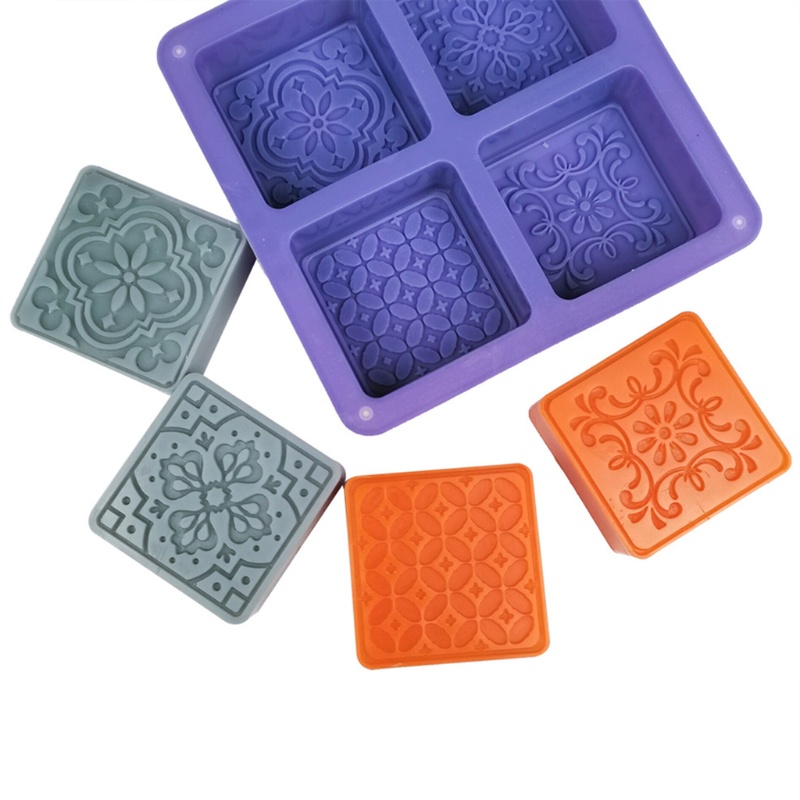 Khuôn silicone làm xà phòng/nến 4 ngăn hình vuông
