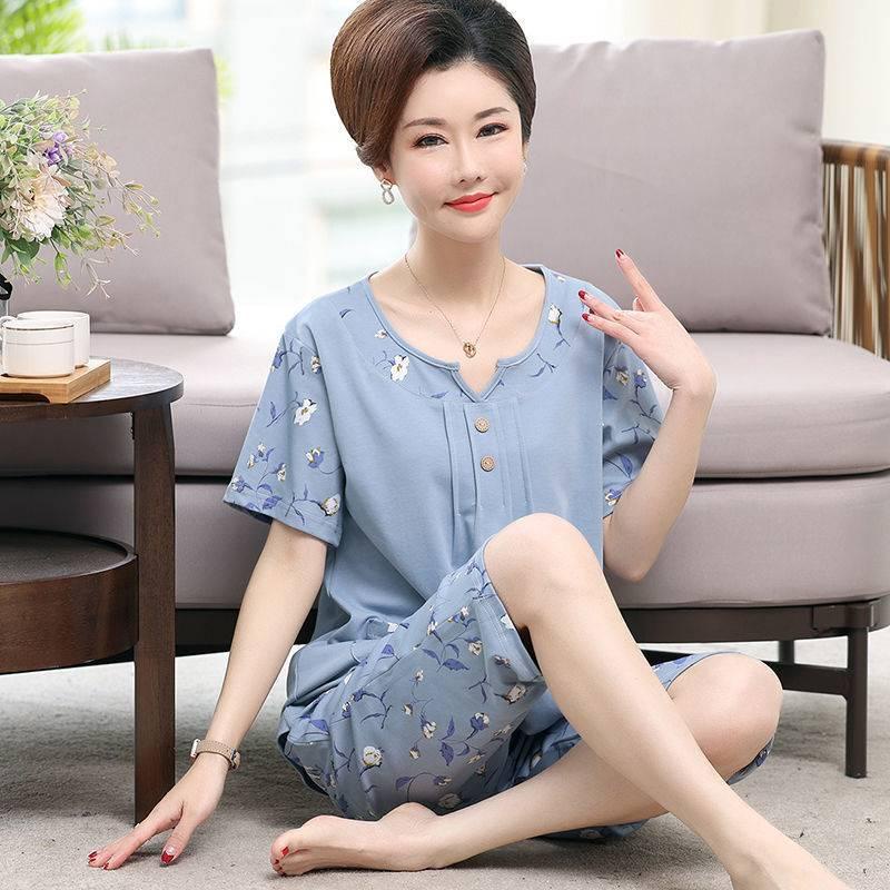 Bộ đồ ngủ tay ngắn thời trang cho phụ nữ trung niên