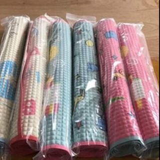 VB. Nệm (Chiếu) cao su chống thấm 60*90cm (giao hình ngẫu nhiên) <bé sơ sinh>