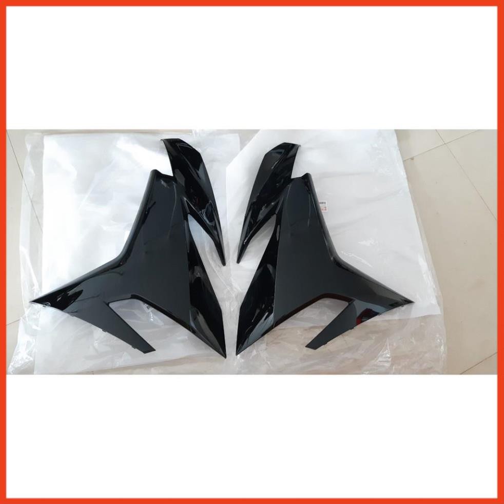 Cánh yếm ngoài zin Exciter 150 đen