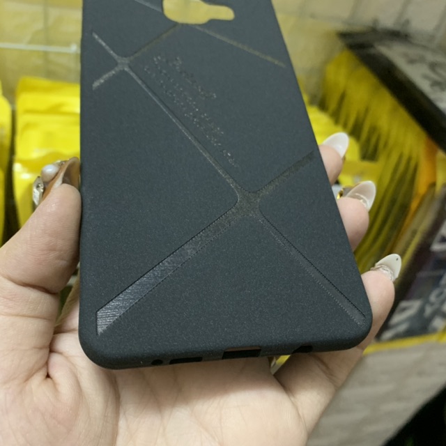 Samsung A710 - A7(2016) - ốp lưng đen vân dẻo chất nhám