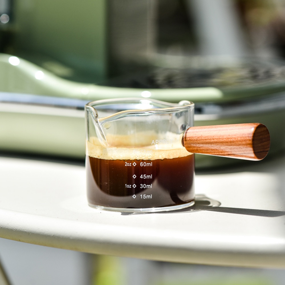 Cốc Đong Bằng Thủy Tinh Có Tay Cầm Bằng Gỗ Đa Năng Tiện Dụng