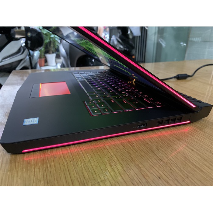 Laptop Dell Alienware 15R4, i7 8750HQ, 16G, 256G + 1T, GTX1070 = 8G, zin100%, giá rẻ | WebRaoVat - webraovat.net.vn