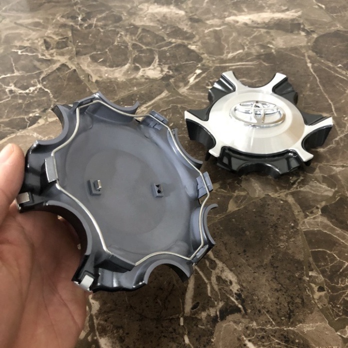 1 chiếc Logo chụp mâm, ốp lazang bánh xe ô tô Toyota Fortuner 2017, 2018, 2019, 2020 MÃ TY-503 - HÀNG CÓ SẴN