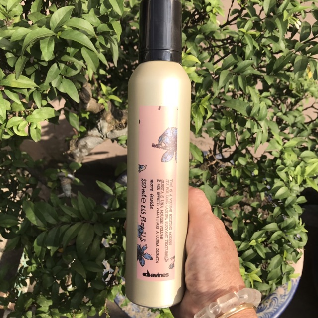 Kem bọt tạo phồng Volume Boosting Mousse Davines 250ml