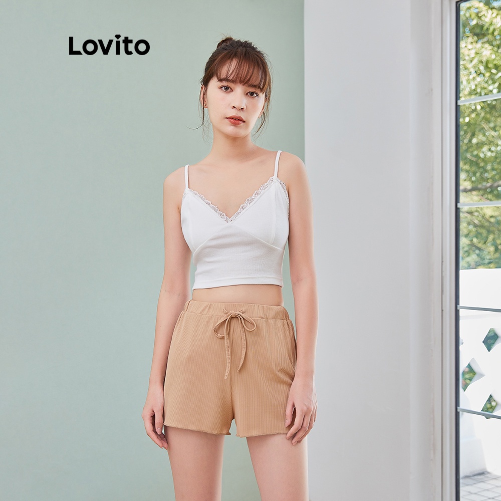 Áo Lovito dáng ôm đơn giản thiết kế viền phối ren L04108 (Màu trắng)