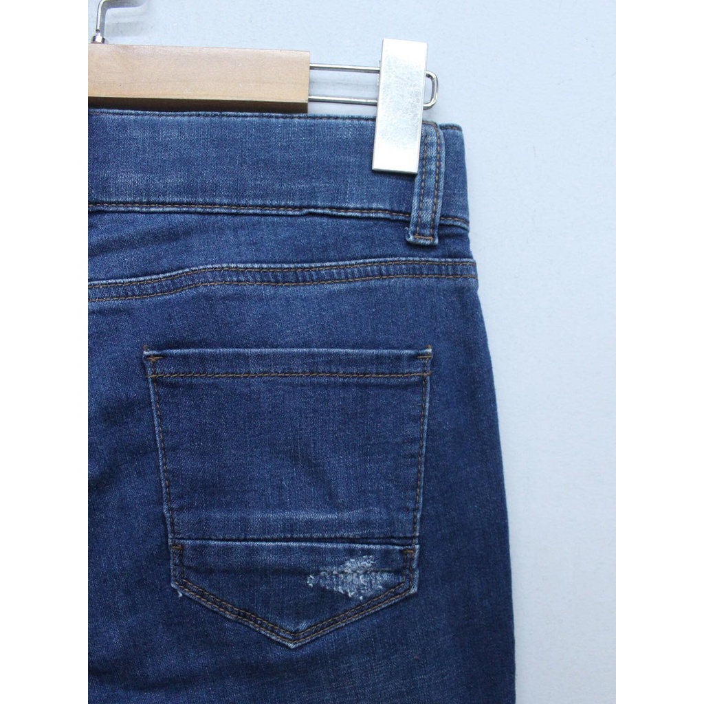 C0102 - Quần jean ống đứng Xuất Hàn rách rước, túi sau