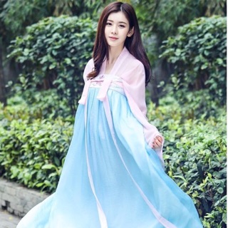 Váy cổ trang dài thời Đường