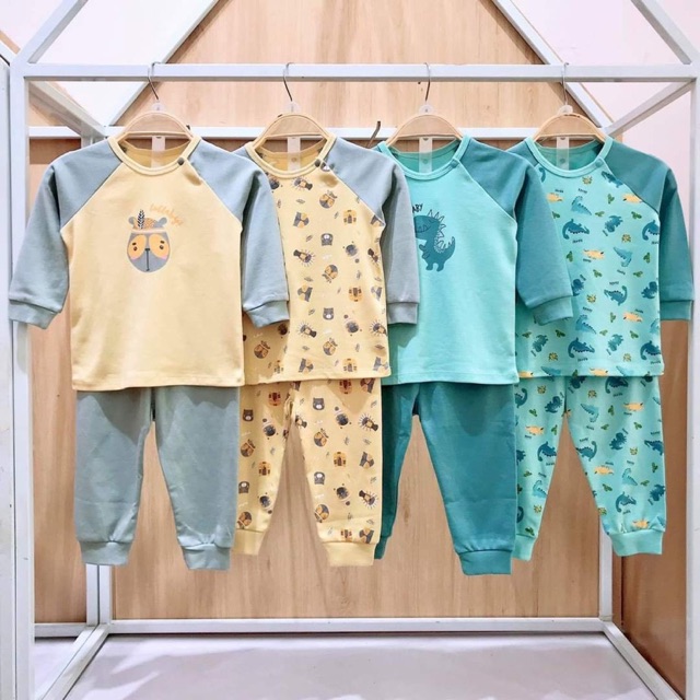 Set 2 bộ dài tay thu đông Lullaby cho bé trai