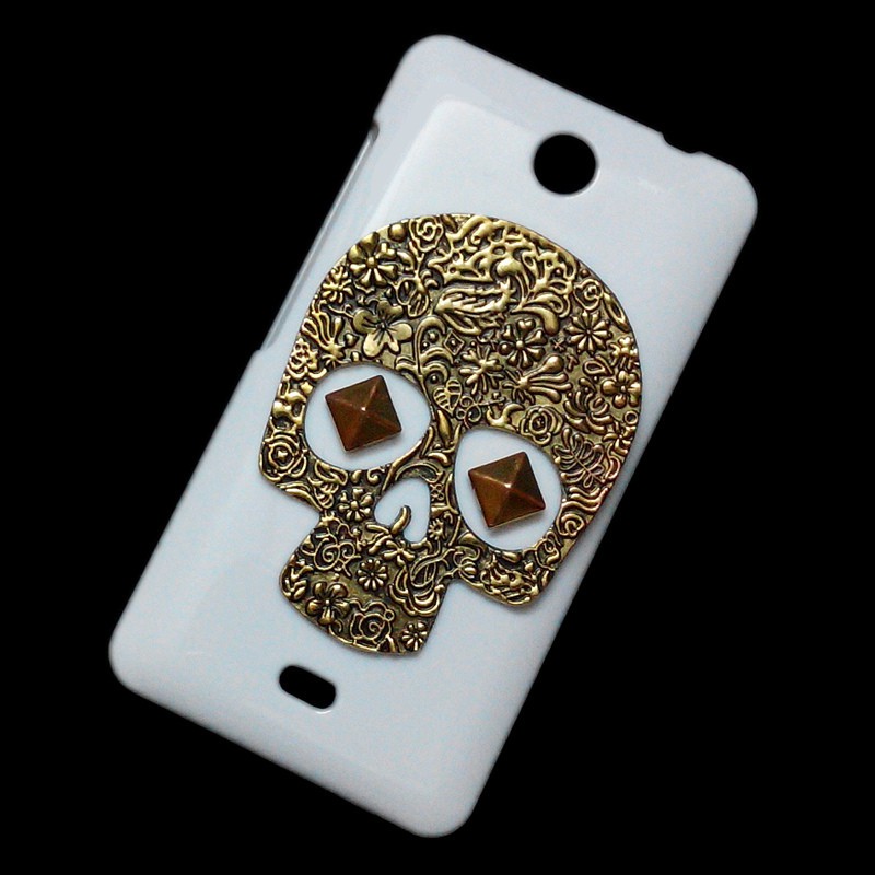 Retro Metal Skull Punk Stud Rivet Back Hard Cover Case for Nokia 3 5 6 8 Sirocco Lumia 430 530 535 540 550 620 640 XL 650 730 735 820 929 930 950 1320