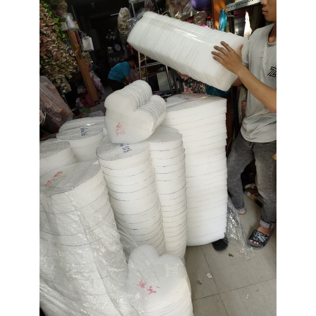 PHÔI XỐP TIM GẮN HOA SÁP HOA NHŨ