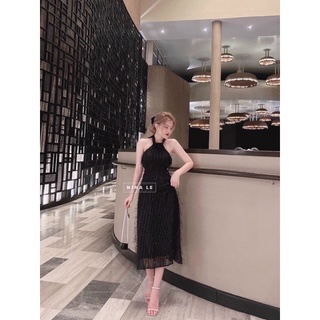 Đầm maxi cổ yếm lông vũ