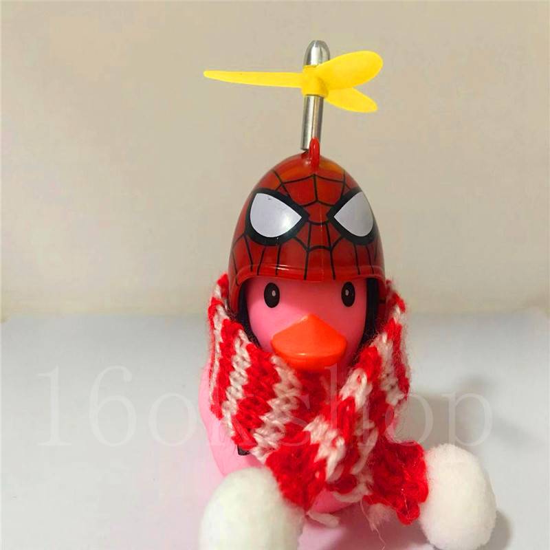 Chú vịt cao su gắn trang trí mũ bảo hiểm đáng yêu