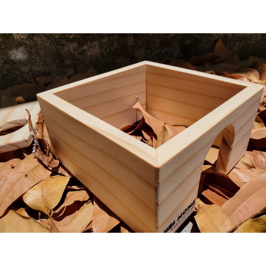 HiBi Home Mô Hình Nhà Ngủ Hầm Trú Cho Hamster Gỗ Thông Cao Cấp Kích thước 16*16*8cm