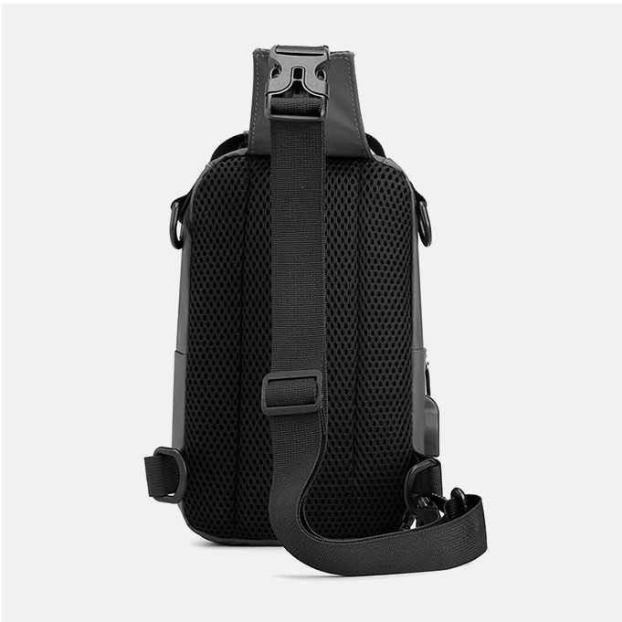 Túi đeo chéo nam vải Polyester kháng nước chống bám bụi tích hợp cổng sạc USB tiện dụng TC116 | BigBuy360 - bigbuy360.vn