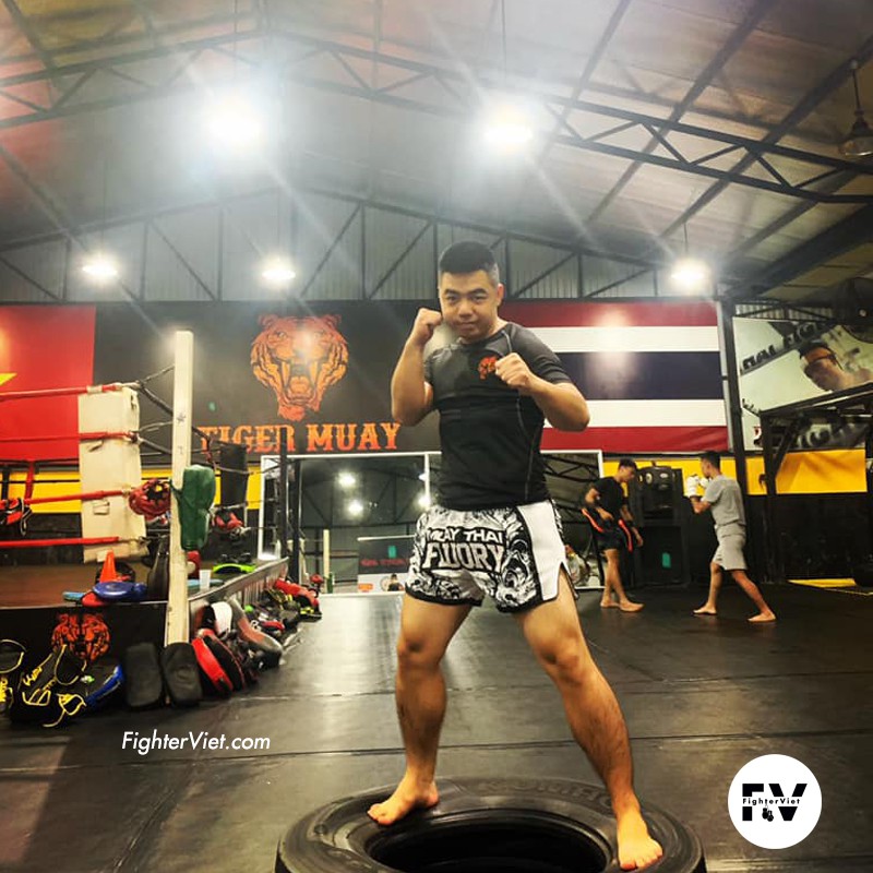 Quần Muay Thai FLUORY 2022