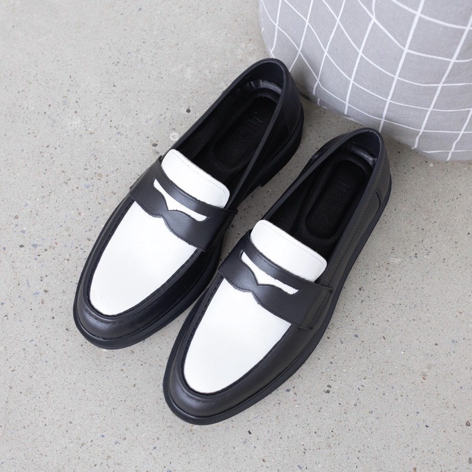 Giày Penny Loafer Black White đế cao su tăng chiều cao CLF-03
