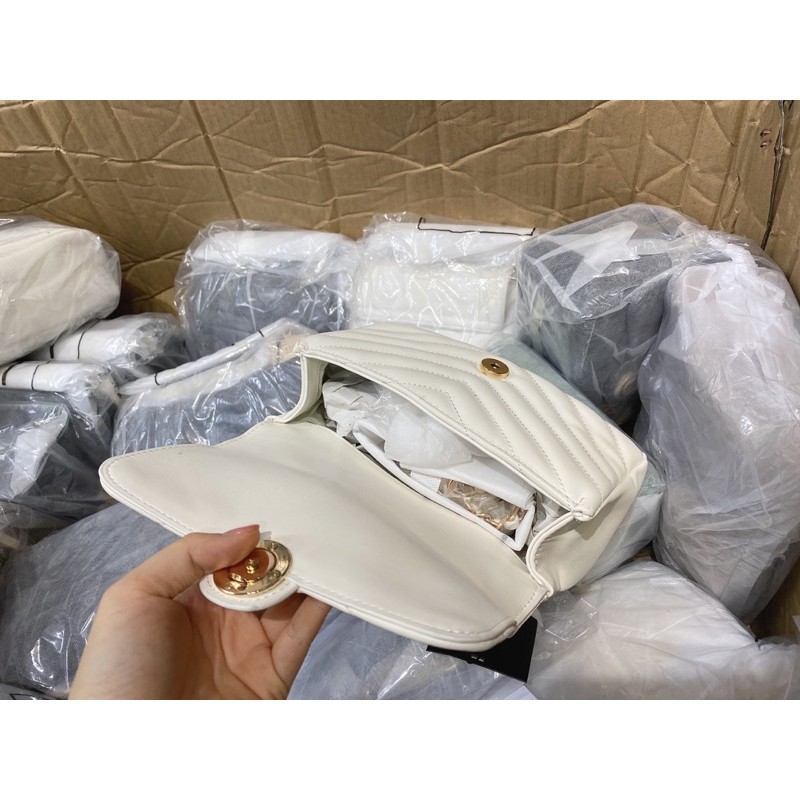 Túi Lyn khoá tròn dây hạt ngọc đeo chéo