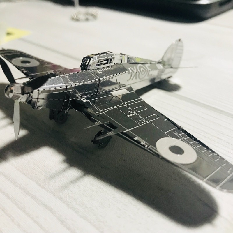 Mô Hình Lắp Ráp 3d Máy Bay Hawker Hurricane