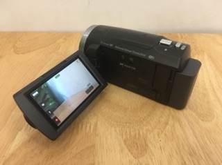 Máy quay phim Sony PJ675