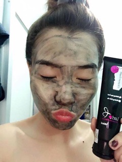 Sữa rửa mặt than tre hoạt tính Lori-B