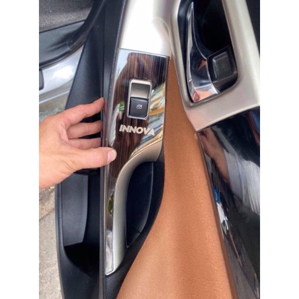 Ốp nội thất xe Toyota Innova 2017 - 2021, 2022, 2023 số tự động, titan phay xước cao cấp