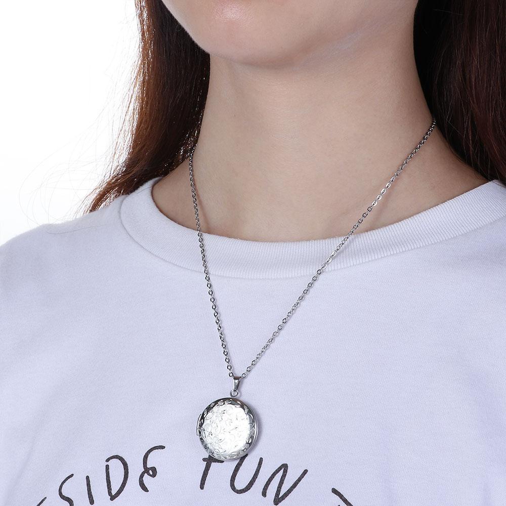 ESPO Vòng cổ Tình Bạn Mặt Chạm Khắc Ba Chiều