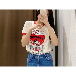 Phông mickey đỏ