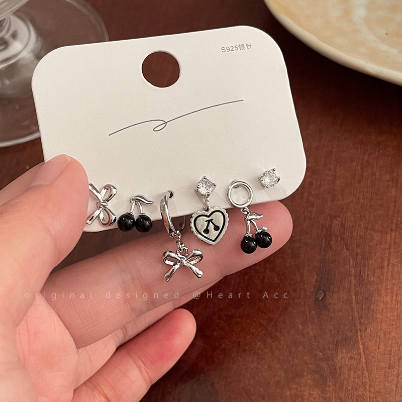 Set 6 Khuyên Tai Quả Cherry Đen Đính Đá Pha Lê Phong Cách Hàn Quốc Cá Tính Dành Cho Nữ