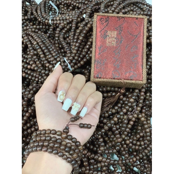 Vòng tay 108 hạt phong thuỷ tinh tế sang trọng CÓ HỘP