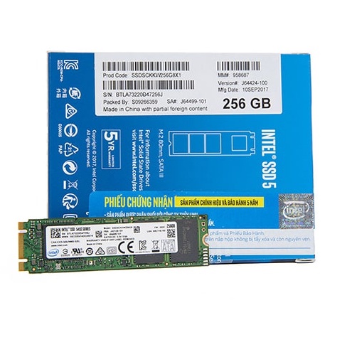 Intel SSD 545s 256GB (SSDSCKKW256G8)