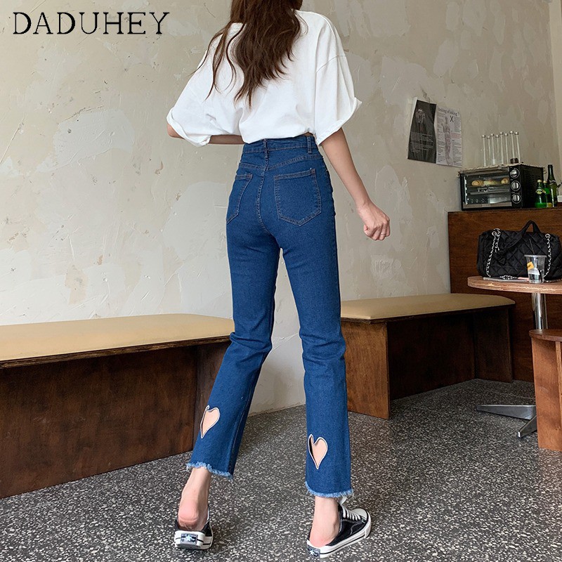 Quần jean lửng sành điệu thời trang cho phái nữ