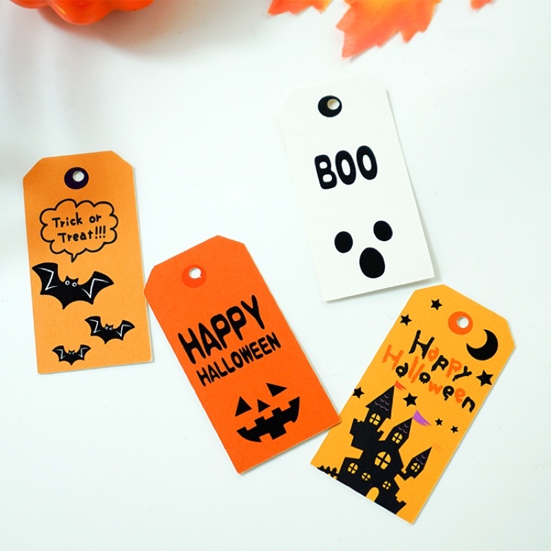 set 10 tag mix 4 mẫu Halloween size 4 x 7 cm kèm dây