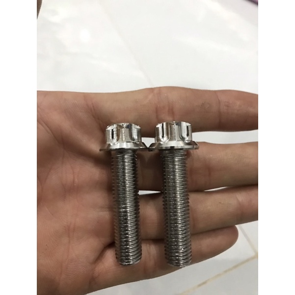 Ốc 10li40 gắn chân phuộc xe sirius jupiter taurus gắp xe tay ga